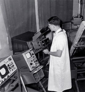 Dave Robinson doing system line-up on Mk I scanner (1962)
