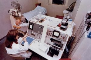 Eye scanner being used to scan thyroid, Royal Price Alfred Hospital (1972)